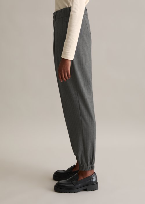 Shortened pinstripe pants relaxed — Medium Grey