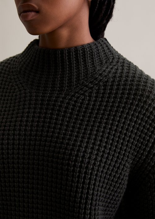 Relaxed knit sweater — Black