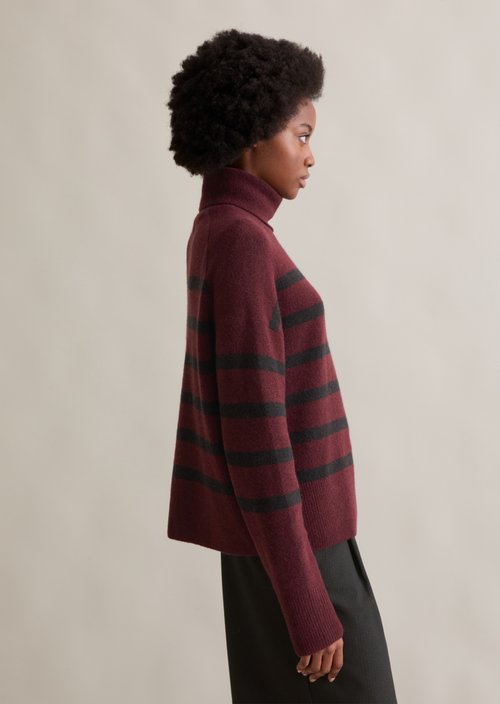 Regular turtleneck sweater — Dark Purple