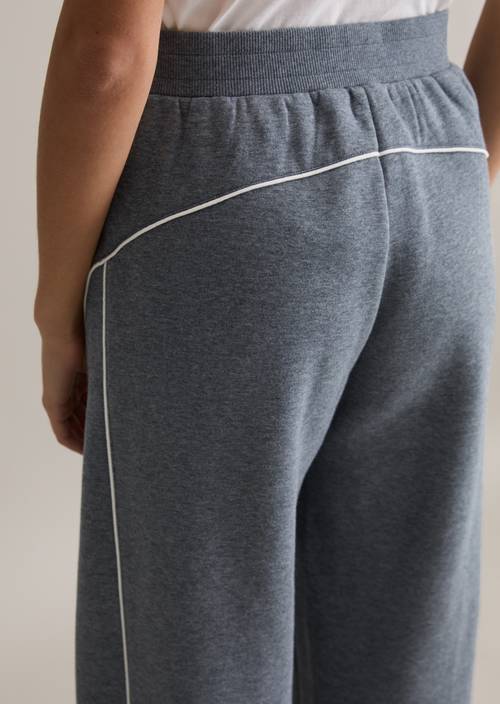 Relaxed sweatpants Asphalt Melange in detail view
