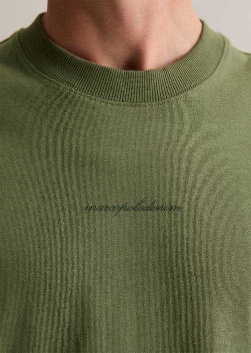 DfC T-shirt relaxed Dark Moss in detailaanzicht