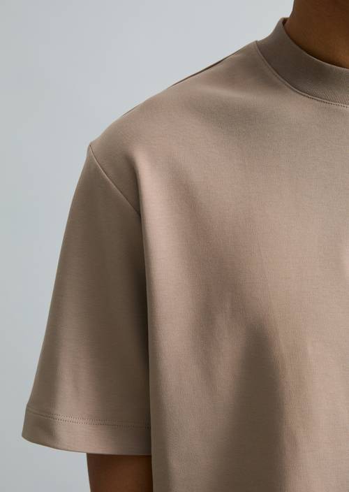 Relaxed T-shirt Cold Taupe in detail view