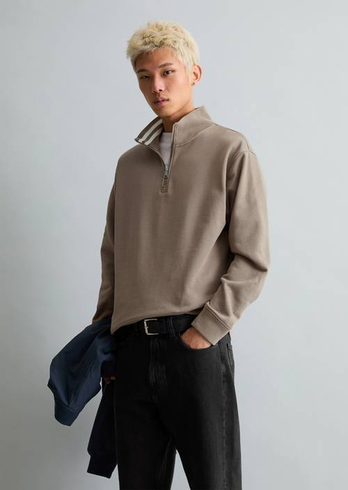 Sweat-Troyer relaxed Cold Taupe en vue de face