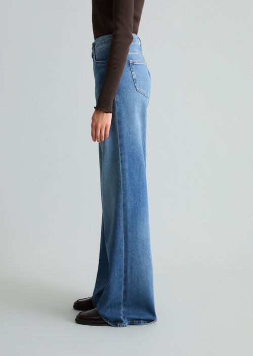 Jeans model Grethe flared — Medium Blue