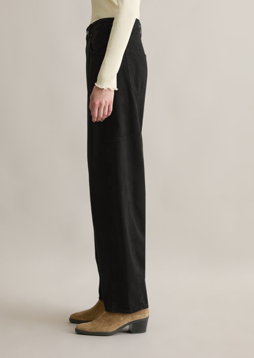 Jeans model Enni barrel — Black