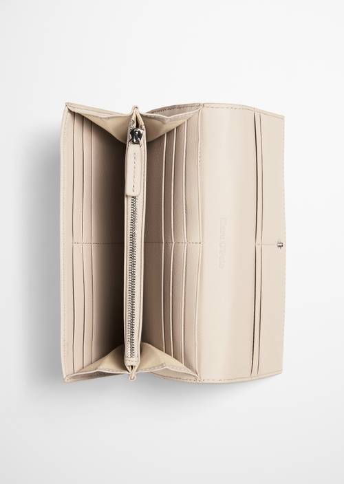 Jessie Combination Wallet Natural shown opened