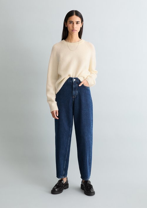 Relaxed knit sweater — White Blush