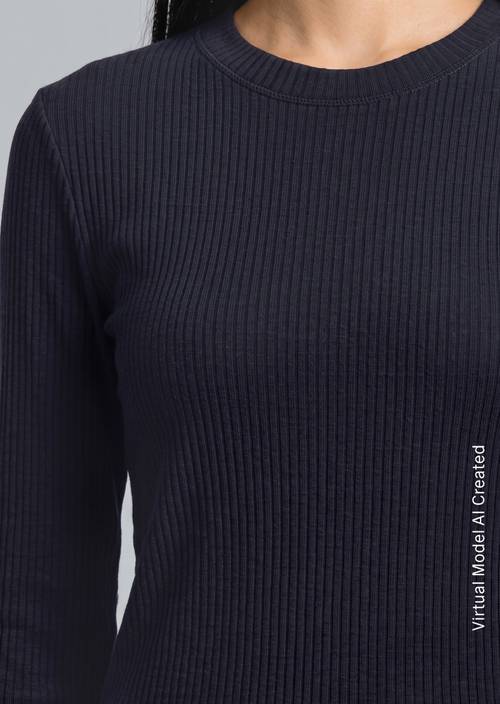 Longsleeve slim Blue Depths en vue détaillée