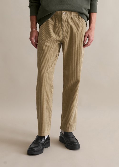 Tapered corduroy jogging pants — Pale Khaki