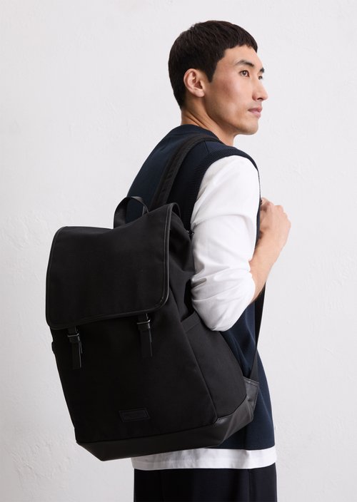 Backpack — Black