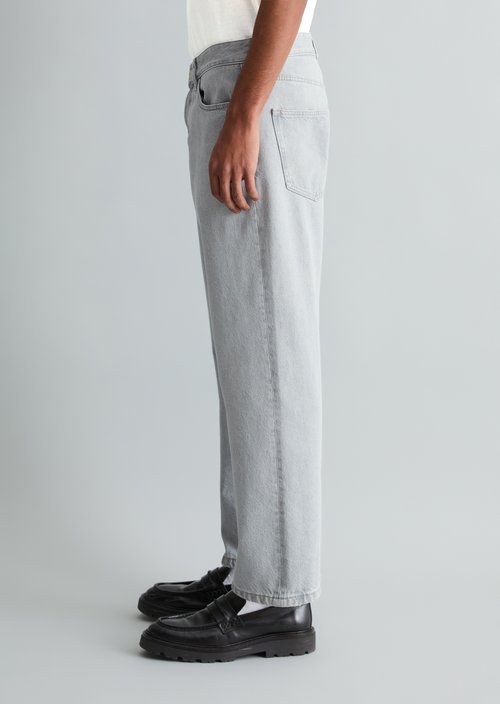 Jeans model Runne tapered — Light Grey