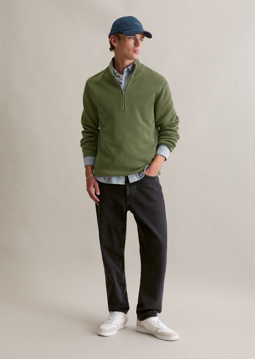 Troyer relaxed — Dark Moss