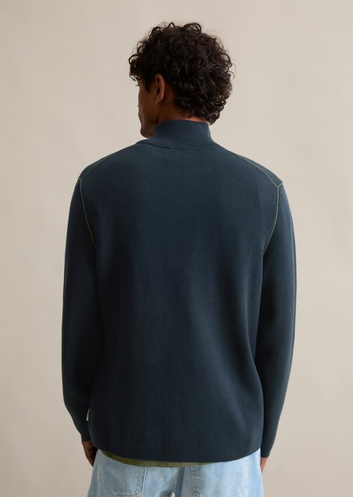 Troyer relaxed — Navy Teal (alternate view)