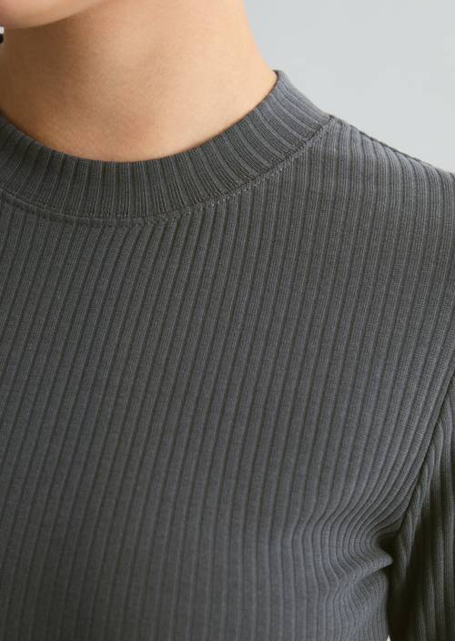 Longsleeve slim Light Graphite in Detailansicht