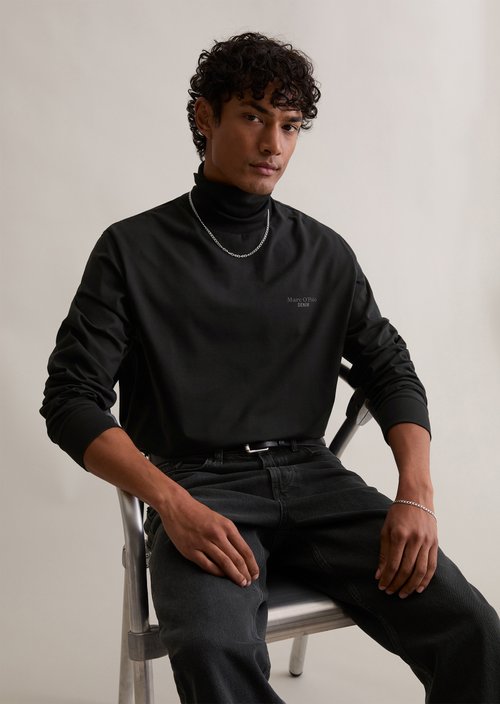 Relaxed turtleneck longsleeve — Black