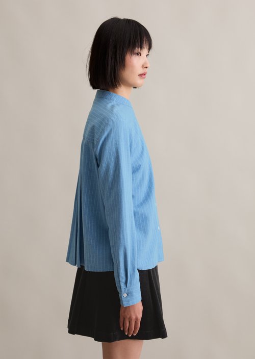 Regular blouse with pleat detail — Light Blue