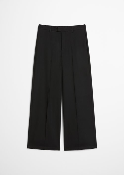 Relaxed pants — Black