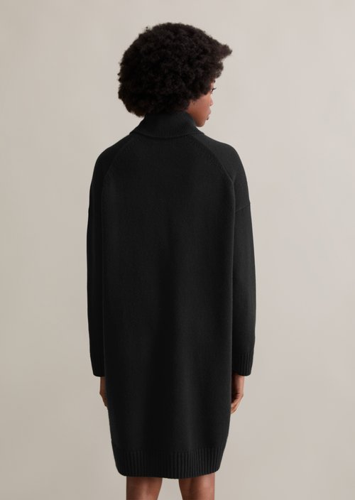 Relaxed knit dress — Black