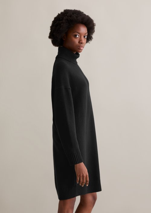Relaxed knit dress — Black