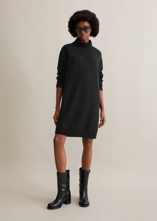 Relaxed knit dress — Black