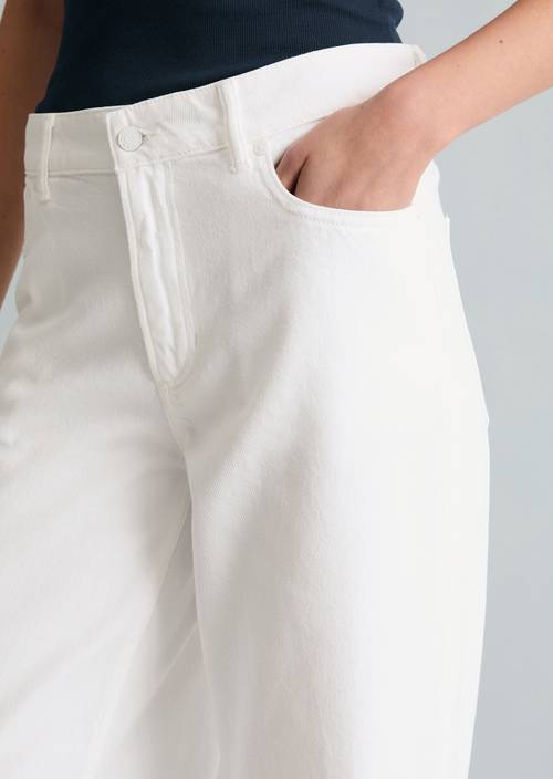Jeans model Tomke wijd White in detailaanzicht