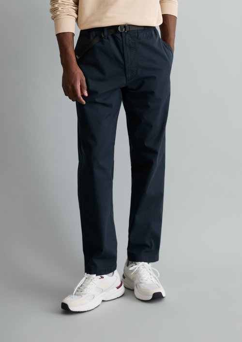 Chino model Sune relaxed — Navy Teal