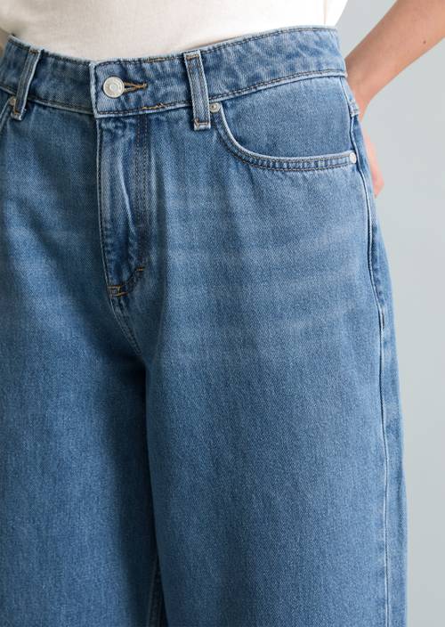 Jeans model Stine relaxed barrel cropped Medium Blue in detailaanzicht