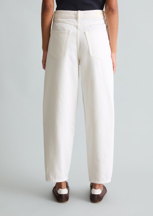 Jeans model Stine barrel cropped — White
