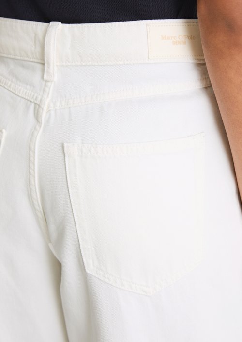Jeans model Stine barrel cropped — White