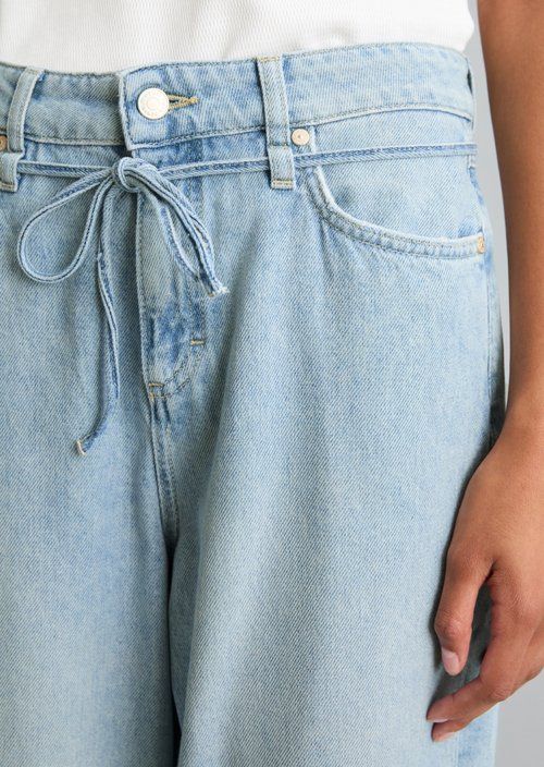 Jeans model Stine relaxed barrel cropped — Light Blue