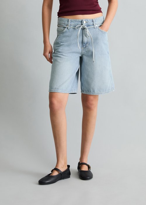 Bermuda shorts model Jonnda — Light Blue