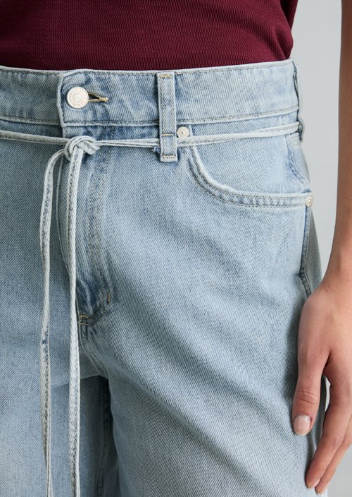 Bermuda shorts model Jonnda — Light Blue