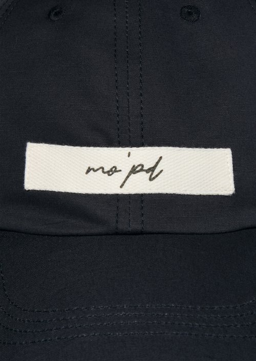 Cap — Broken Graphite