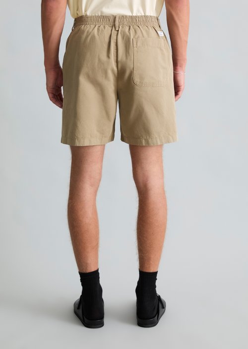 Shorts model Filip relaxed — Soft Brown