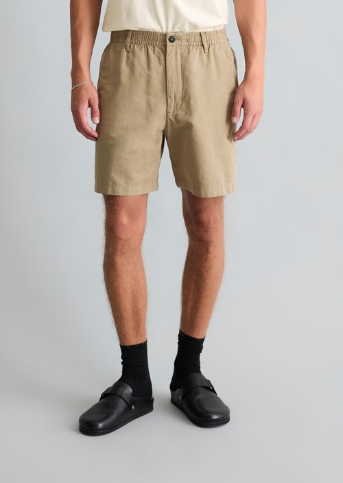 Shorts model Filip relaxed — Soft Brown