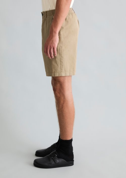 Shorts model Filip relaxed — Soft Brown