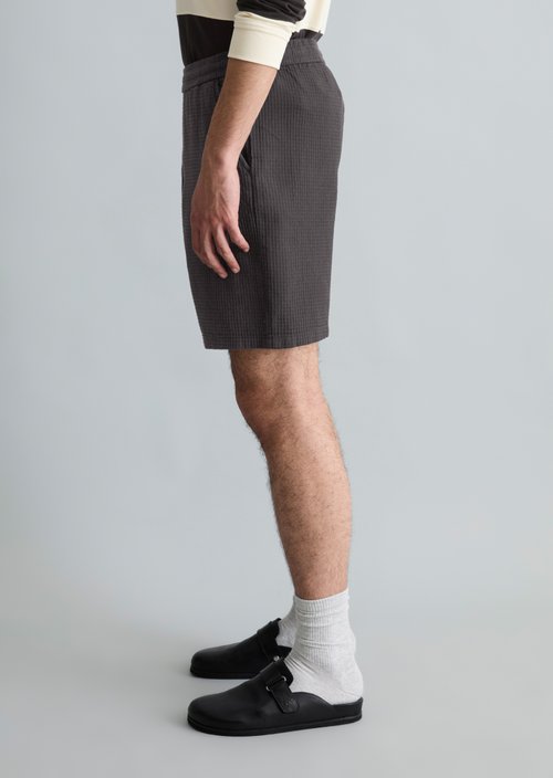 Relaxed shorts — Broken Graphite