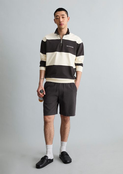 Relaxed shorts — Broken Graphite