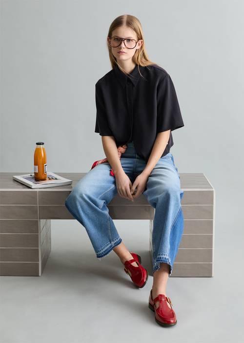 Crop-Bluse relaxed Blue Depths in Frontalansicht