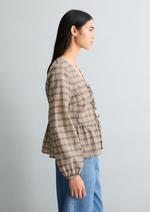 Seersucker peplum blouse regular — Offwhite