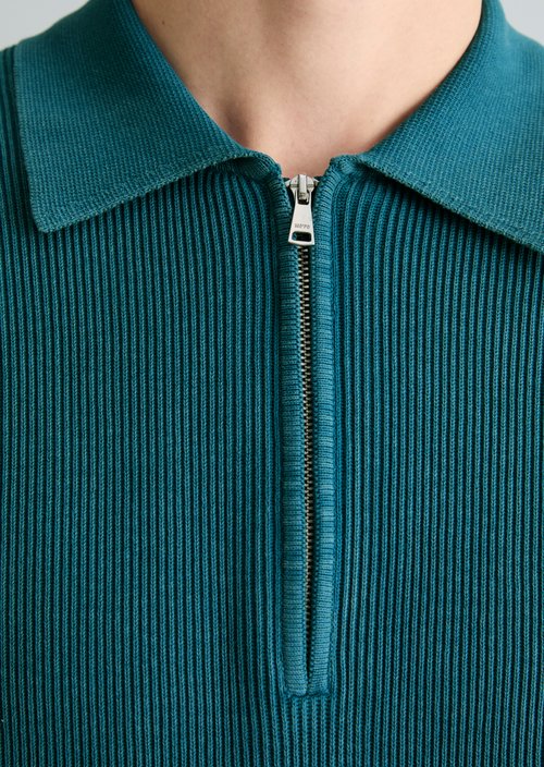 Regular knit polo shirt — North Sea