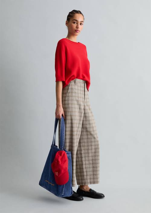 DfC Pullover relaxed Carmine Red in Frontalansicht