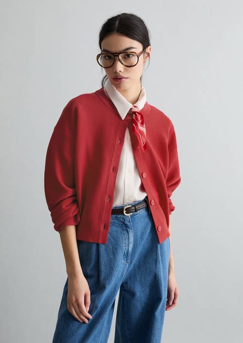 DfC Cardigan relaxed Carmine Red in Frontalansicht