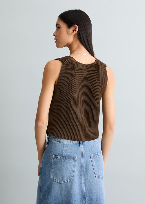 DfC knitted vest regular — Hazelnut Brown