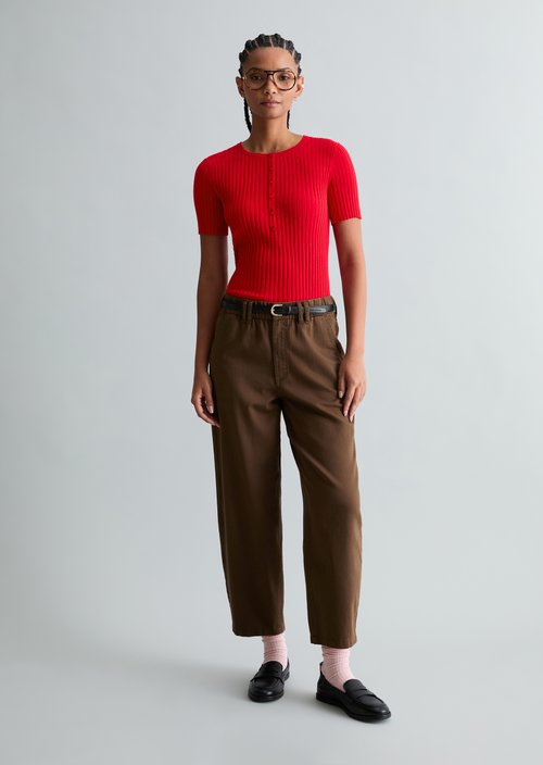 Fine knit short-sleeved pullover slim — Carmine Red