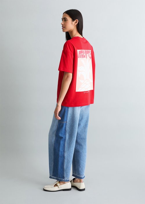 Relaxed T-shirt — Carmine Red