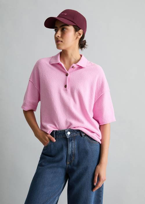 Strick-Poloshirt regular Pale Bubblegum in Frontalansicht