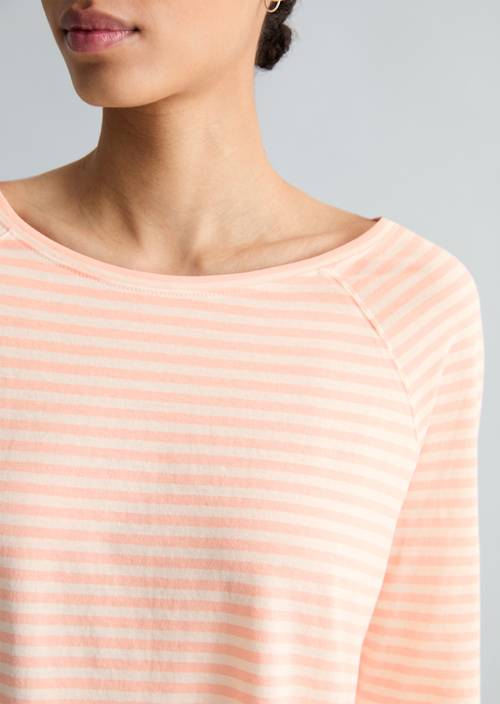 Gestreiftes Longsleeve relaxed Light Pink in Detailansicht