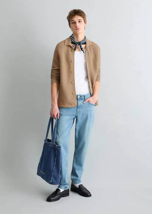 Cárdigan DfC suelto Frosty Sand en vista frontal