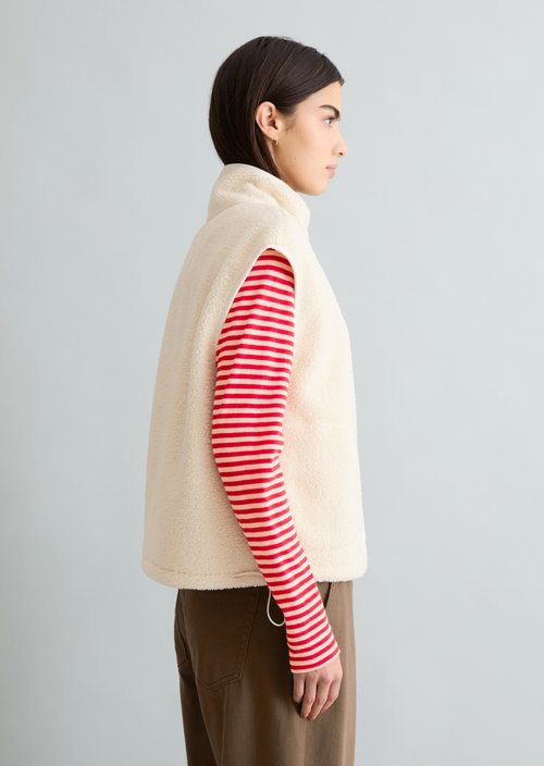 Relaxed teddy vest — Creamy White